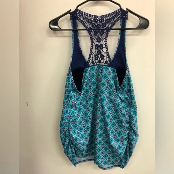 BEACH BUMP MATERNITY TANKINI IN SIZE LARGE - Picture 2 of 7